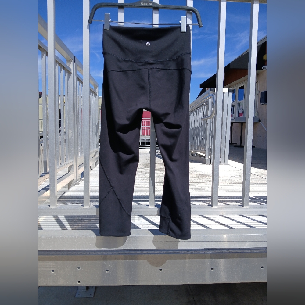 Lululemon Invigorate High-Rise Crop Pants Heathered Black Size 0 - Picture 10 of 10